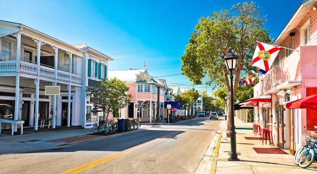 Best of Key West Walking Tour with Glass Bottom Boat Cruise