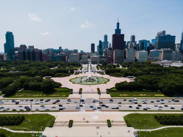 Buckingham Fountain Facts - Tripshepherd